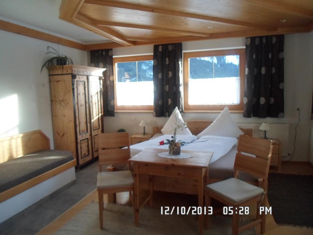 Appartement Haus Kroell Elisabeth à Zell am Ziller Chambre photo